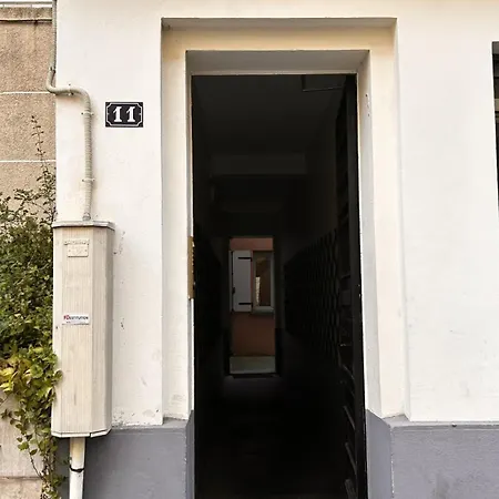 Duplex 12èmè Près De Nation Appartamento